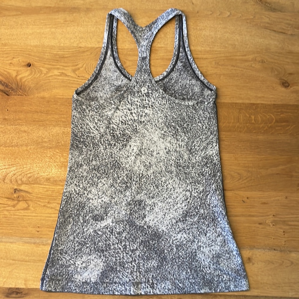 NWOT Lululemon Racerback Tank - Picture 3 of 5